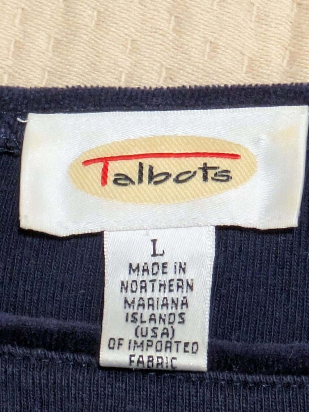 👕 Talbots Long Sleeve Tee - Size Large - Navy Blue - Good Used Condition - Picture 2 of 5